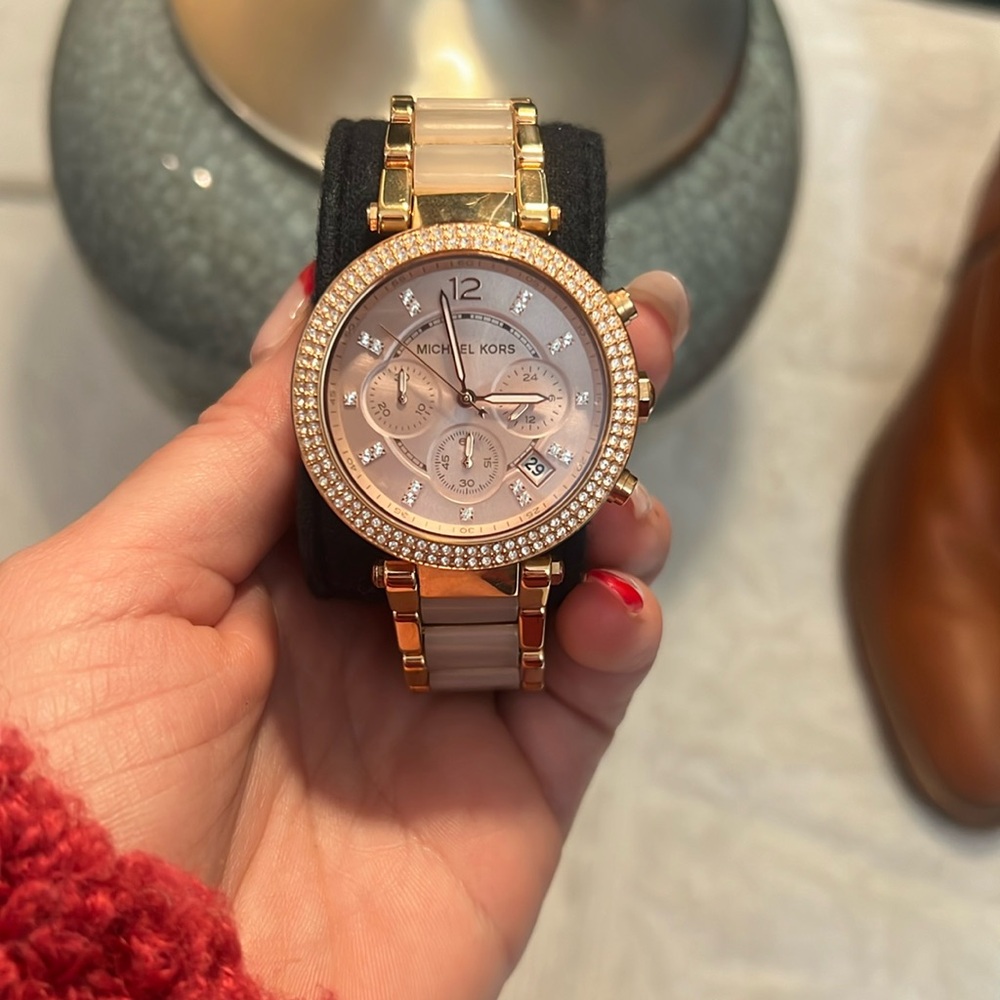 Woman’s Michael Kors Watch Chronograph Parker Blush & Rose Gold-Tone Stainless